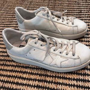 Golden Goose Pure Star Sneaker- white and silver